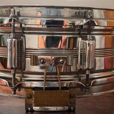 Rogers "5-Line" Dyna-Sonic 5x14" Brass Snare Drum with "Beavertail" Lugs 1967 - 1974 - Chrome image 4
