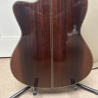 Alvarez Yairi Masterworks Series CYM75ce Cutaway Nylon String Classical Acoustic Guitar with Electronics - Natural image 6