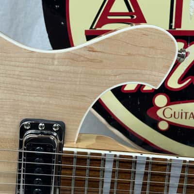 Rickenbacker USA Model 620 Guitar with Case - Mapleglo / Natural image 5