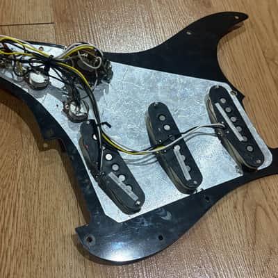 Squier Classic Vibe Stratocaster Loaded Pickguard image 4