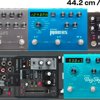 RockBoard TRES 3.0 Pedalboard, 17.5" x 9.25" w/ Softcase image 3