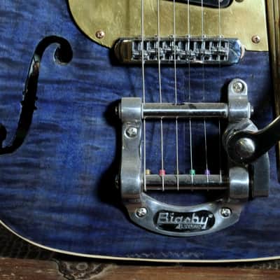Postal Custom Memphis Rocket Blue Flamed Maple  F Hole Bigsby Duncan Little ’59™ Strat Pickups image 10