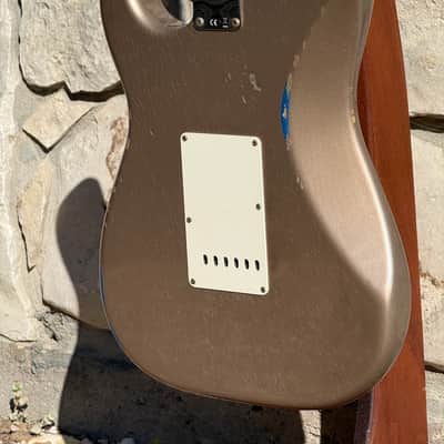 Fender Custom Shop 1965 Stratocaster Shoreline Gold over Lake Placid Blue 2022 - Shoreline Gold over Lake Placid Blue image 18