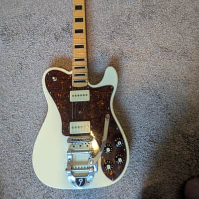 Fender FSR Classic Series '72 Telecaster Deluxe 2006 - Artic White image 1