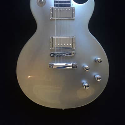 Gibson  Les Paul 2015 Silver Pearl with Stainless Steel frets! image 4
