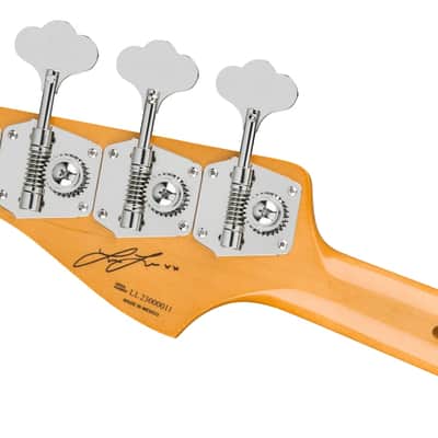 Fender Laura Lee Signature Jazz Bass Limited Edition 4-String Bass Guitar, Rosewood Fingerboard, Vintage White image 5