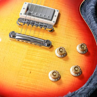 Gibson Les Paul Classic 2006 | Cherry Sunburst image 3