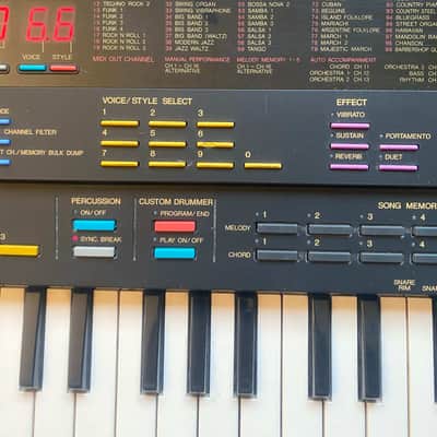 Yamaha PSS-580 80s Portasound FM MIDI keyboard digital synth