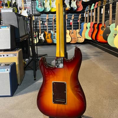 Fender 70th Anniversary American Professional II Stratocaster 2024 - Comet Burst image 4