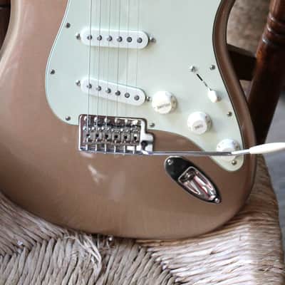 FENDER "American Professional Classic Stratocaster Fade Firemist Gold" GIGBAG, 3, 46 KG image 16