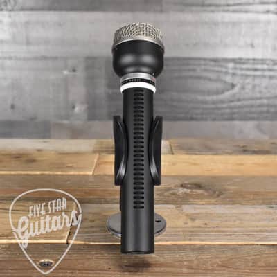 Warm Audio WA-19B 60's Vintage Style Dynamic Microphone - Black image 7