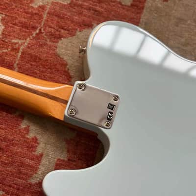 Fender Vintera '50s Telecaster Maple Sonic Blue image 10