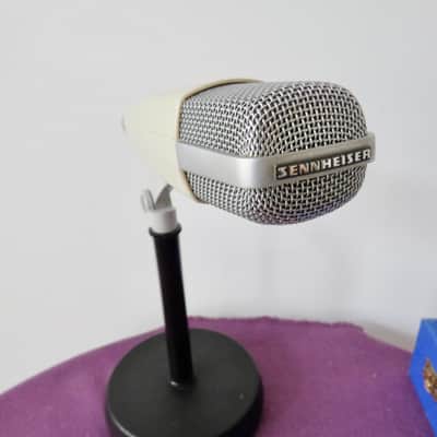 Sennheiser MD 421-N Cardioid Dynamic Microphone image 8