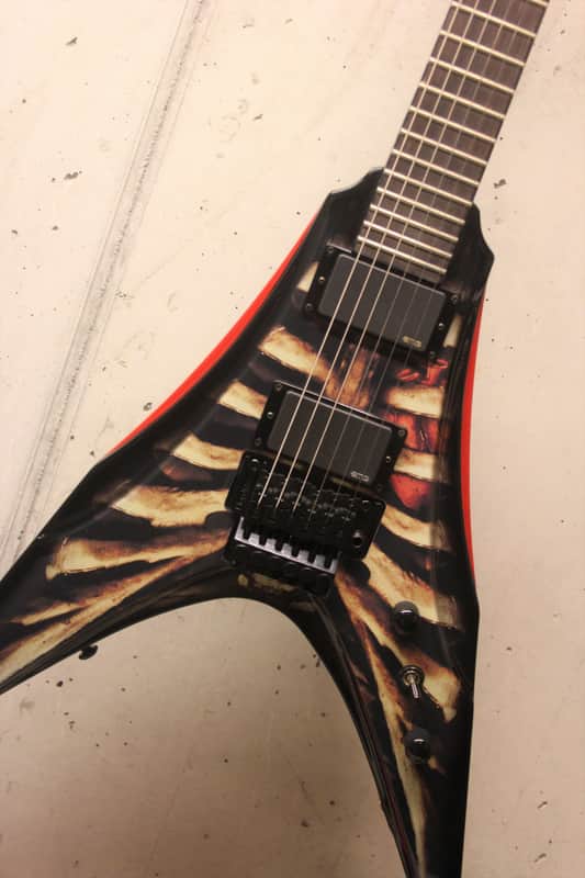 ギター DBZ Venom GX Thoracic [FLYING V] ギター DBZ Venom GX Thoracic [FLYING V] DBZ Venom GX Thoracic