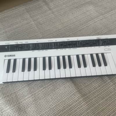 鍵盤楽器 YAMAHA DX7 II VRC-1002 SUSTAIN group YAMAHA DX7 II VRC-1002 SUSTAIN group VRC-1002 Voice Group group