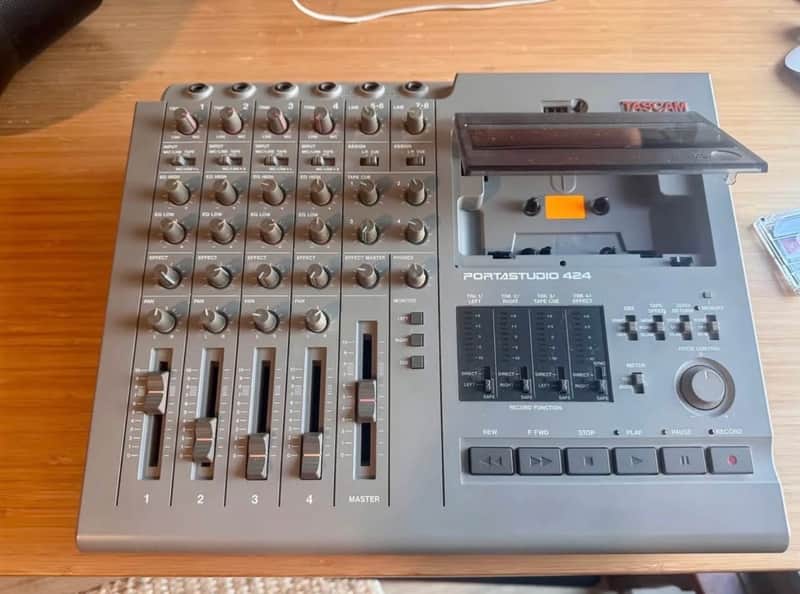 TASCAM 424 PortaStudio Mk1 image 1