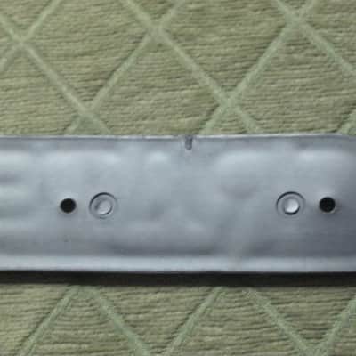 used - some imperfections genuine Crate bass amp Crate LOGO Plate (badge)- hard plastic - with 2 original screws (from a BX15 or BX25 bass amp - NO bass amp included) 1990s - early 2000s - Hard Plastic, white & black image 14