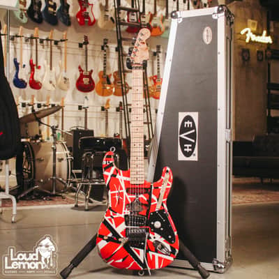 Van Halen  Frankenstrat Replica w/flight case image 2