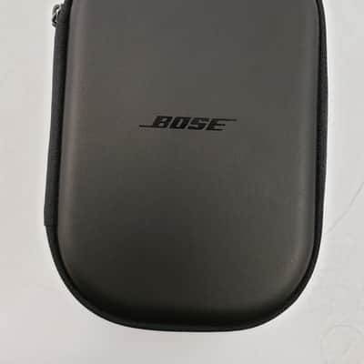 Bose QC35 Wireless Headphones image 12
