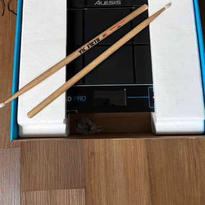 Alesis SamplePad Pro 8-Pad Percussion and Sample-Triggering Instrument image 4