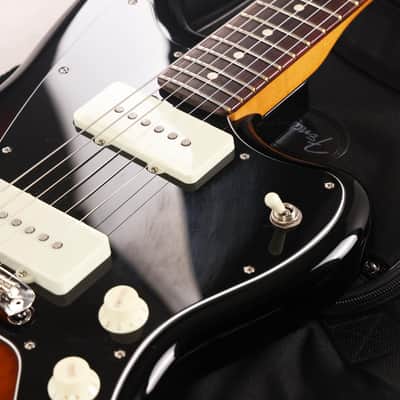 Fender American Professional Classic Jazzmaster 3-Color Sunburst 2025 image 10