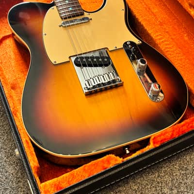 Fender American Deluxe Telecaster with Rosewood Fretboard 2005 - 3-Color Sunburst image 13