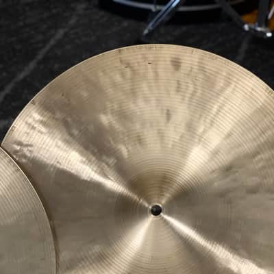 Meinl 15" Byzance Traditional Extra Hammered Hi-Hat Cymbals (Pair) - Traditional image 9