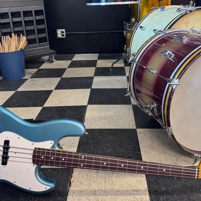 Fender JB-62 Jazz Bass ‘62 Reissue - Lake Placid Blue image 3
