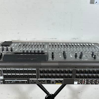 Behringer X32 40-Input 25-Bus Digital Mixing Console image 8