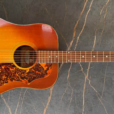 Gibson J-45 Deluxe 1969 - 1982 - Sunburst image 1