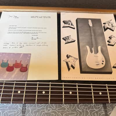 Jerry Jones Baritone / 6 String Bass 88-90 - White image 15