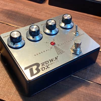 Kingtone 'Heavy Hand' Overdrive Pedal - Side “B” Of the Duellist