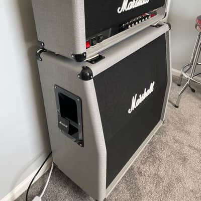 Marshall Silver Jubilee 2555X Reissue 2-Channel 100-Watt Guitar Amp Head and cabinet image 2