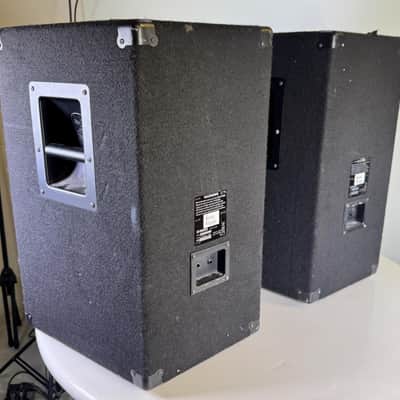 Yamaha BR15 15" 400 Watt Program 800 Watt Maximum Speaker Set (One Pair) image 6