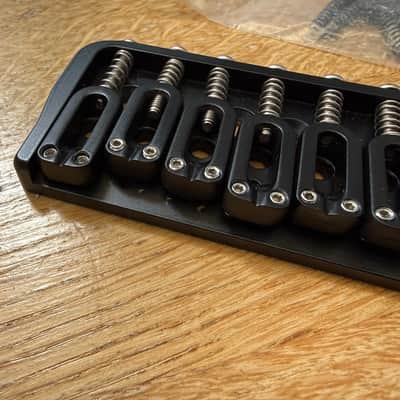 Hipshot 7-String Fixed Guitar Bridge - .125" 2020s Black image 2