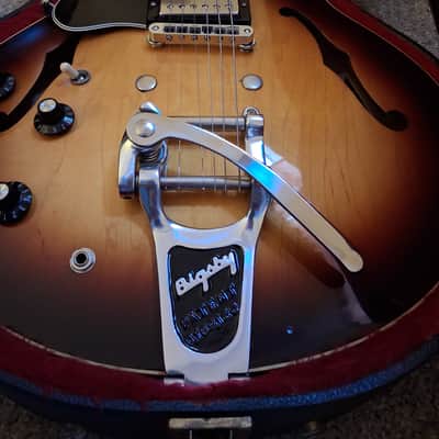 Gibson Es-335 Left handed 1979 - sunburst image 13