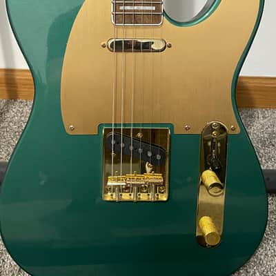 Squier 40th Anniversary Gold Edition Telecaster Sherwood Green image 2