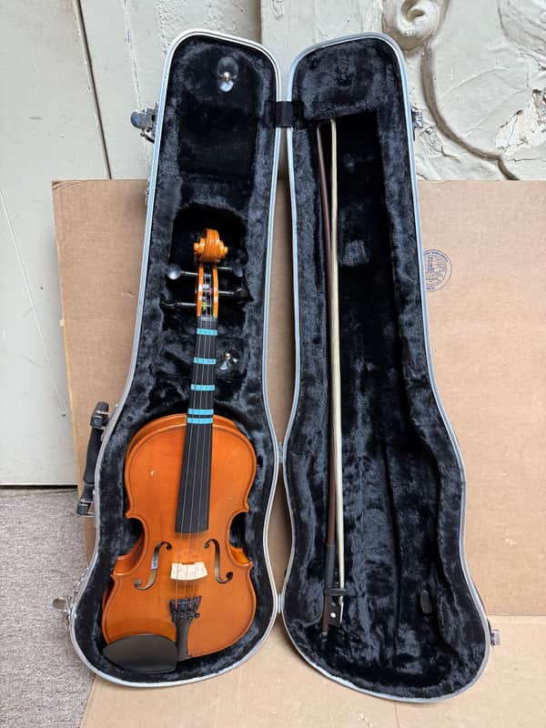 Hunter Fine Violin 1417M Outfit 3/4 Violin w/ Bow & Hard Case – Used image 1