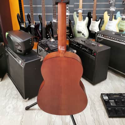 Yamaha CG-101M Classical guitar 4/4 Natural image 4