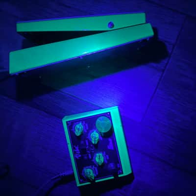 Shin-Ei Vibe2 With Foot Controller UNIVIBE image 2