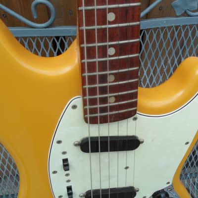 1969 Fender Mustang Custom Orange with racing stripes Excellent image 12
