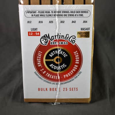 Martin MA540T Lifespan 2.0 Treated Phosphor Bronze Strings Bulk Box - Light (.12 - .54) 25-Pack image 2