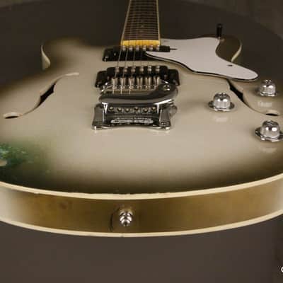 Mosrite GOSPEL GUITAR Hollowbody 1973 Gold-to-White Burst image 17