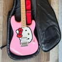 Squier Hello Kitty Stratocaster 2024 - Pink with Soft Case