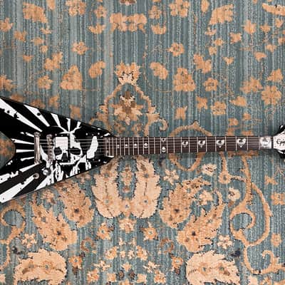 Epiphone Robb Flynn Signature "Love / Death" Baritone Flying V 2011 - Ebony with Love / Death Graphic image 8