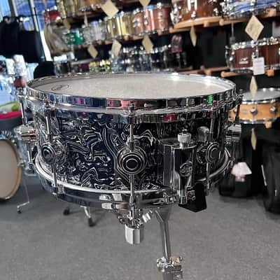 ~WOW!~ Peter Erskine's DW Jazz Series Maple/Gum 5.5x14" Snare Drum in Black Abalone with Die-Cast Hoops image 5