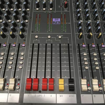 Soundcraft LX7 32 Mixer image 5