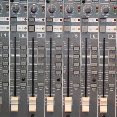 Behringer MX8000 48/24-Channel Dual Input 8-Bus Mixing Console w/ Meterbridge & P/S image 10