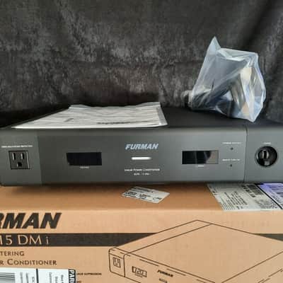 Furman Elite-15 DM I Linear filtering AC power source with dual metering. 2022 black image 4
