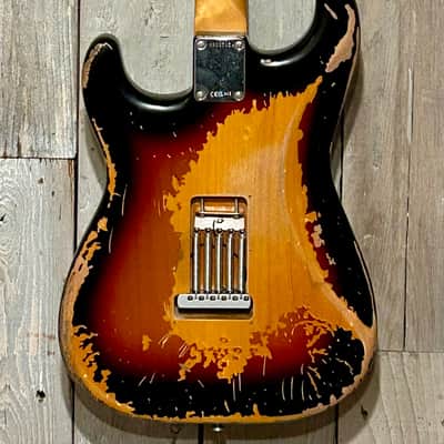 New Fender Mike McCready Signature Stratocaster - 3-Color Sunburst Relic, Support Small Business and Shop Here! image 9